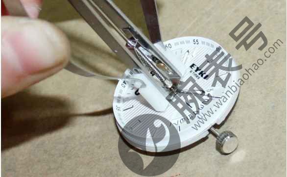 海鷗手表表怎么調(diào)時間和日期