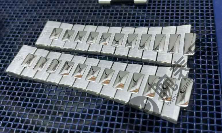 寶珀手表把頭擰不緊